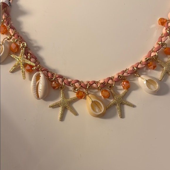 NWT Pink and Gold Starfish Shell Necklace - Picture 2 of 3